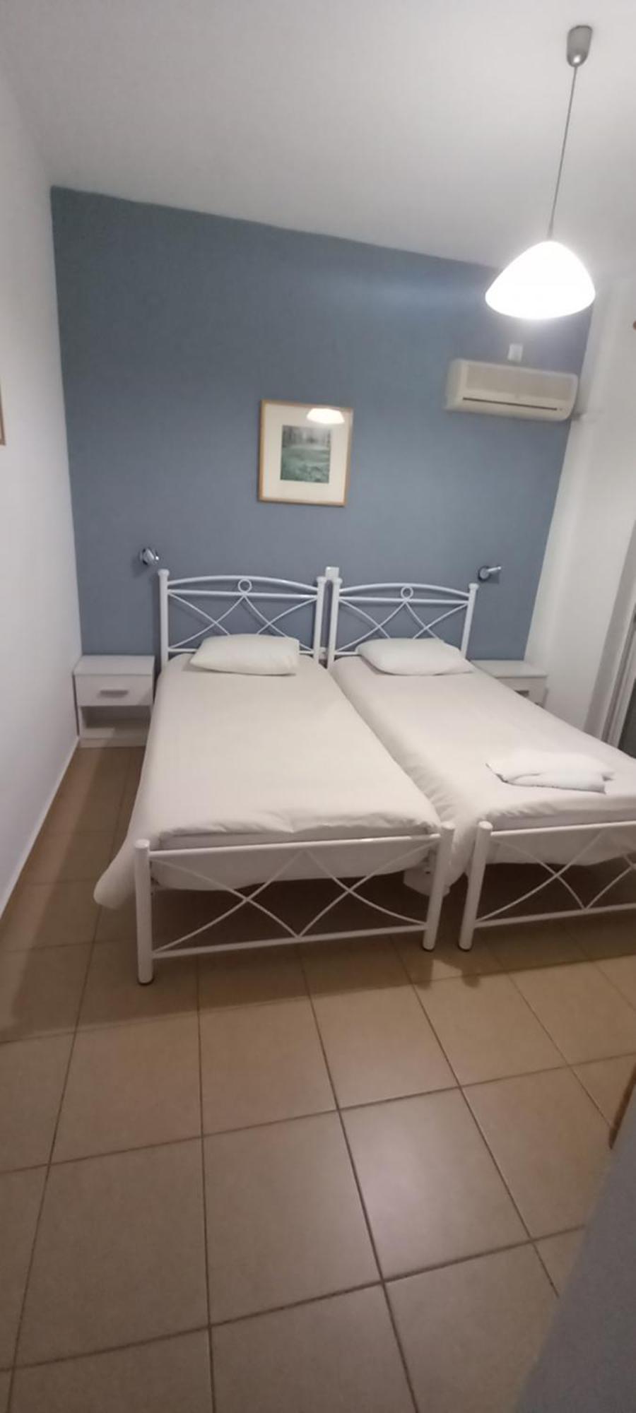 Nikolaki Rooms Pórto Ráfti Екстериор снимка